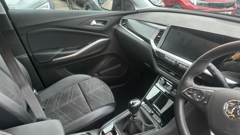 Vauxhall Grandland 1.2 Turbo Ultimate 5dr Petrol Hatchback